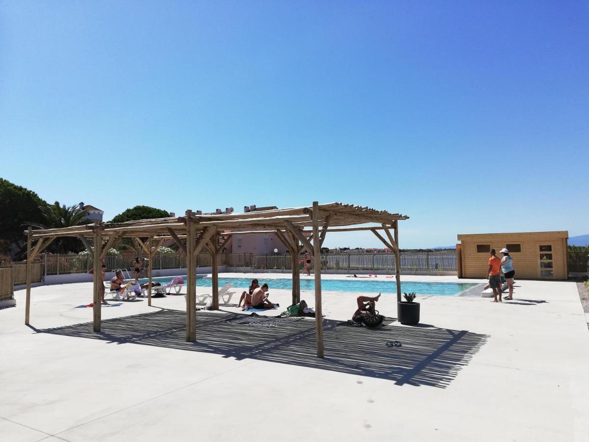 Appartement Tout Confort A Cap Coudalere Avec Vue Magnifique Sur Le Canigou Au Bord Du Lac - Check In Automatise - Parking Gratuit - Aire De Jeux D'Enfants - Le Barcares Bagian luar foto